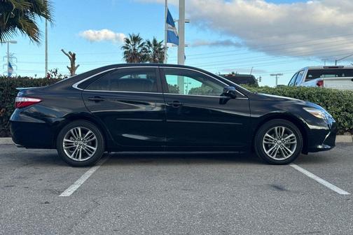 2015 Toyota Camry SE