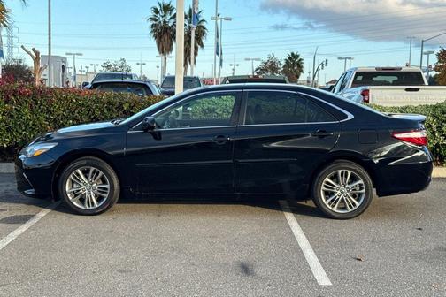 2015 Toyota Camry SE