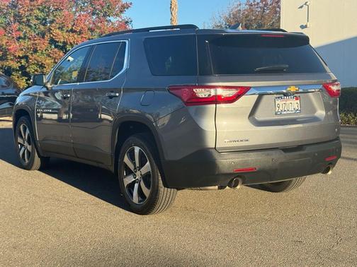 2021 Chevrolet Traverse LT Leather