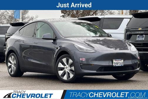 2023 Tesla Model Y Long Range Dual Motor All-Wheel Drive