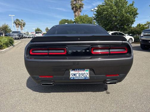 Granite Pearlcoat 2023 Dodge Challenger GT