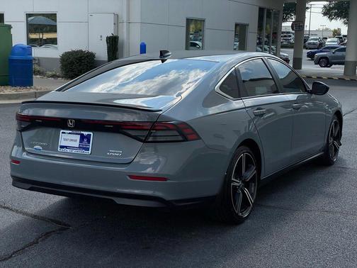 2023 Honda Accord Hybrid Base