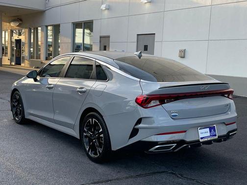 2022 Kia K5 GT-Line