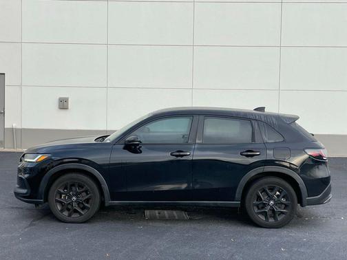 2023 Honda HR-V 2WD Sport