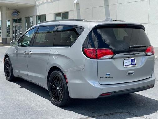 2018 Chrysler Pacifica Touring Plus