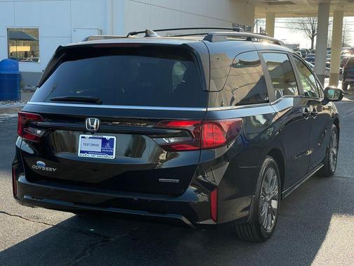 2025 Honda Odyssey Touring
