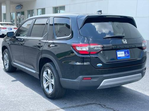 2023 Honda Pilot 2WD EX-L 8 Passenger