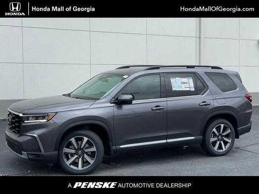 2025 Honda Pilot Touring 8-Passenger