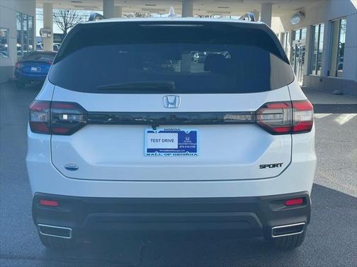 2025 Honda Pilot Sport