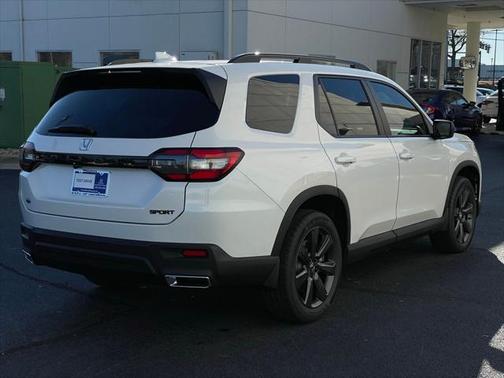 2025 Honda Pilot Sport
