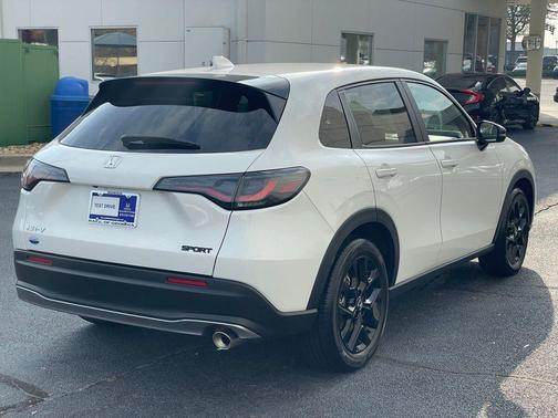 2025 Honda HR-V 2WD Sport