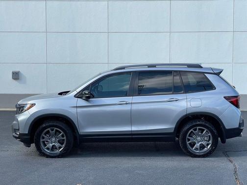 2024 Honda Passport AWD TrailSport