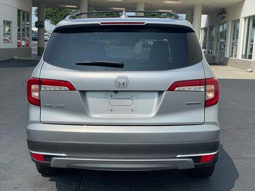 2019 Honda Pilot Touring 8-Passenger