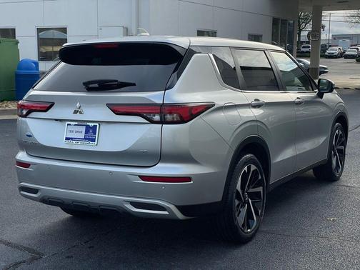 2024 Mitsubishi Outlander SE 2.5 2WD