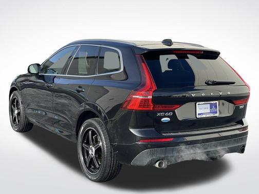 2020 Volvo XC60 T5 Momentum