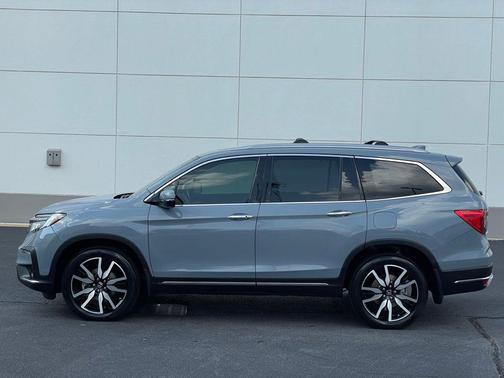 2022 Honda Pilot AWD Elite