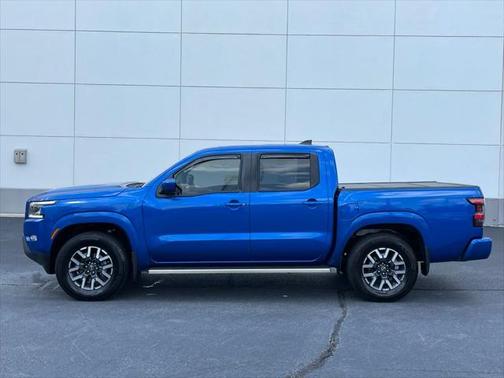 2024 Nissan Frontier SL