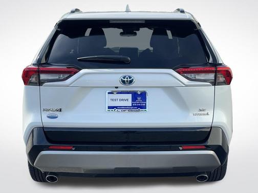 2024 Toyota RAV4 Hybrid SE