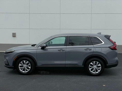 2025 Honda CR-V LX 2WD