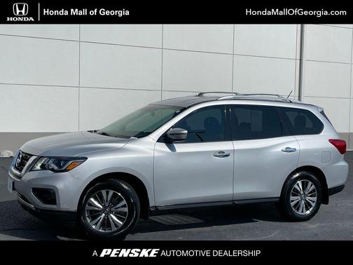 2017 Nissan Pathfinder S