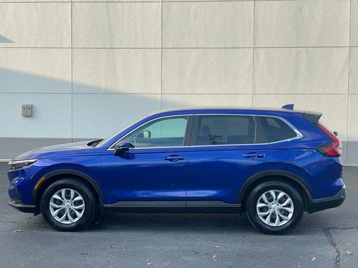 2025 Honda CR-V LX 2WD