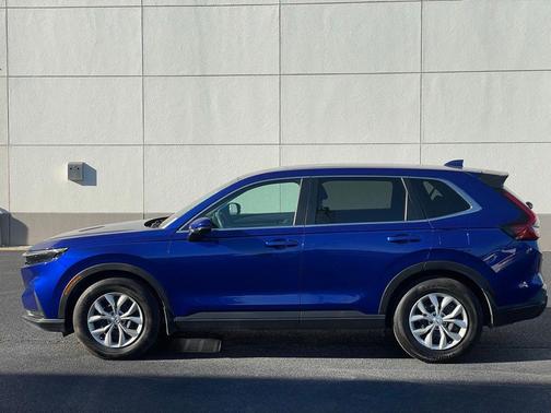 2025 Honda CR-V LX 2WD