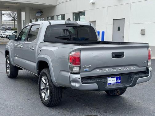 2017 Toyota Tacoma Limited