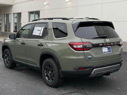 2026 Honda Pilot TrailSport