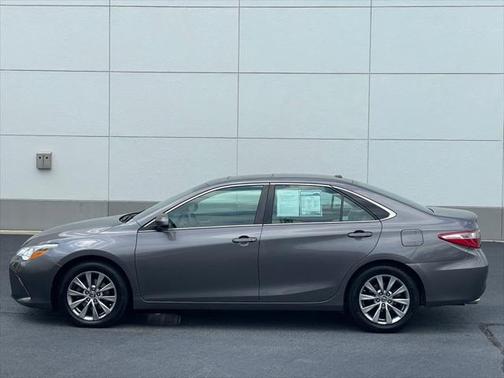 2016 Toyota Camry XLE