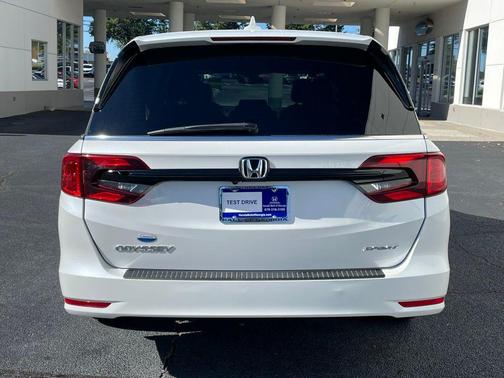 2023 Honda Odyssey Sport