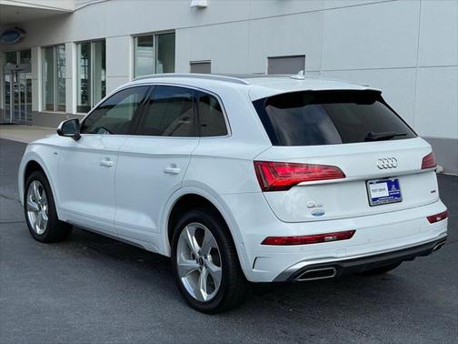 2023 Audi Q5 45 S line Prestige