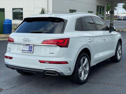 2023 Audi Q5 45 S line Prestige