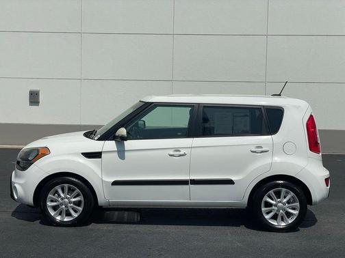 2012 Kia Soul +