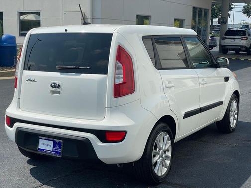 2012 Kia Soul +