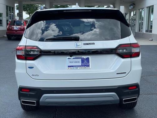 2025 Honda Pilot Touring 8-Passenger