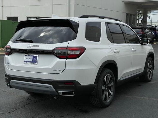 2025 Honda Pilot Elite