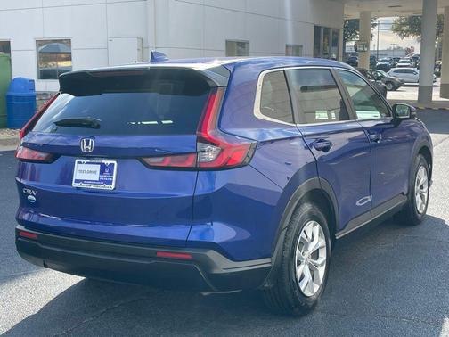 2025 Honda CR-V LX 2WD