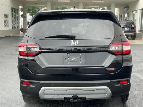 2023 Honda Pilot AWD TrailSport