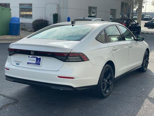 2025 Honda Accord Sport SE 1.5T