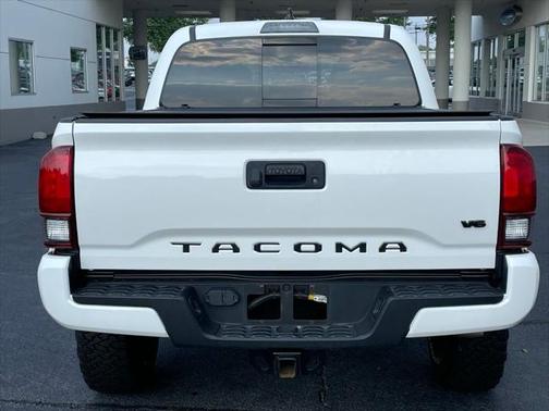 2022 Toyota Tacoma SR5