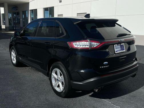 2018 Ford Edge SE