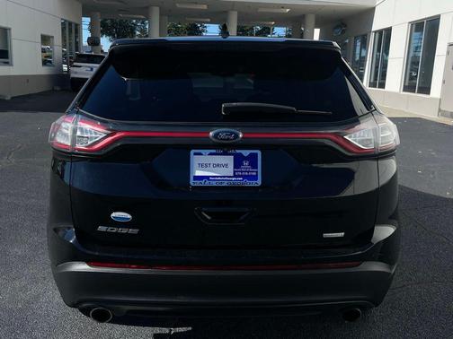 2018 Ford Edge SE