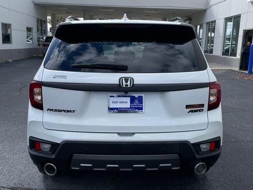 2023 Honda Passport AWD TrailSport