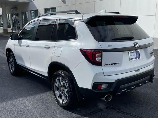 2023 Honda Passport AWD TrailSport