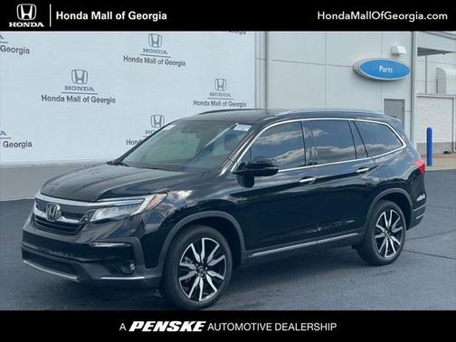 2022 Honda Pilot Touring 8-Passenger