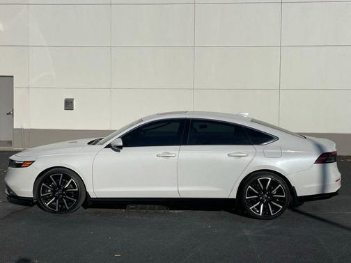 2023 Honda Accord Hybrid Touring