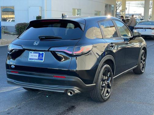2023 Honda HR-V 2WD Sport