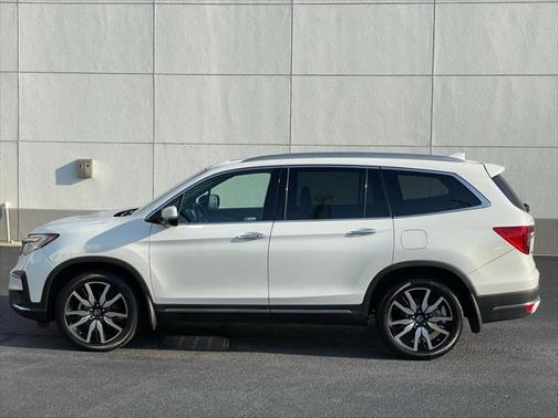2020 Honda Pilot Touring 8-Passenger
