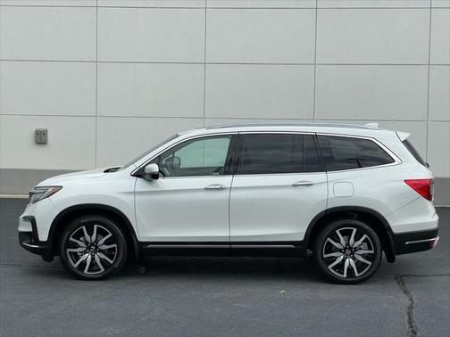 2020 Honda Pilot Touring 8-Passenger