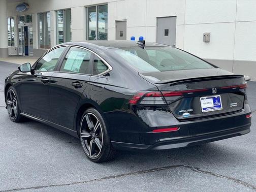 2023 Honda Accord Hybrid Base
